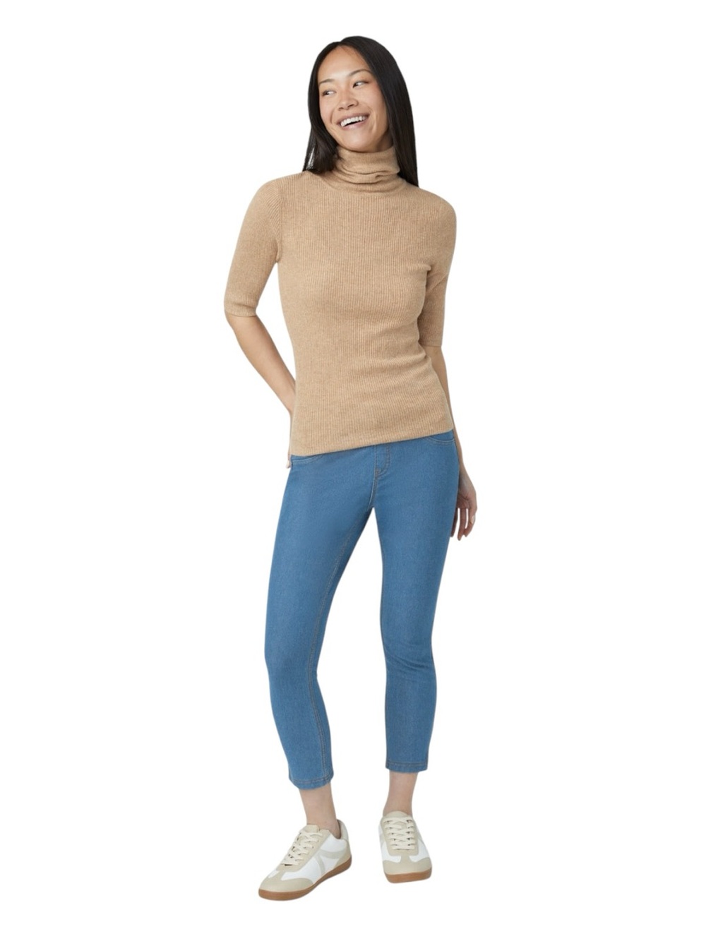 HUE ESSENTIAL DENIM MID-RISE CAPRI MEDIUM WASH SZ LG NWT IN ORIGINAL PACKAGING